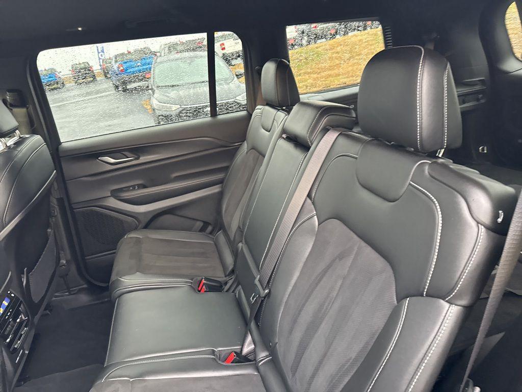 used 2024 Jeep Grand Cherokee L car, priced at $33,178