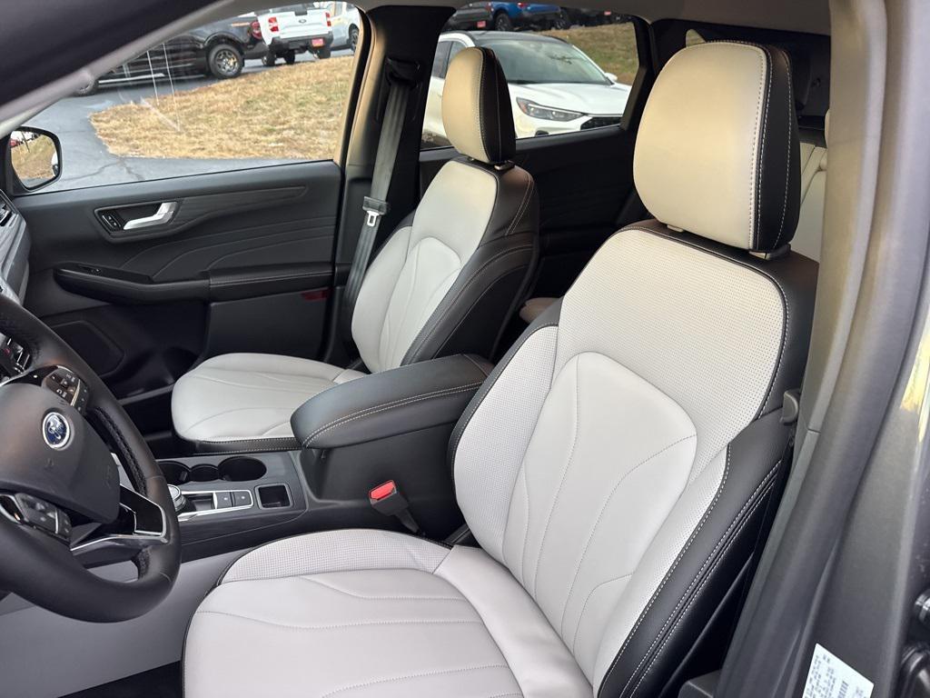 new 2026 Ford Escape PHEV car, priced at $38,844