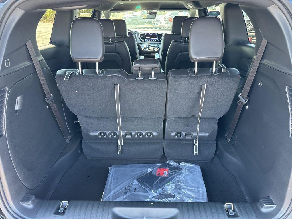 new 2026 Chrysler Pacifica car, priced at $50,405