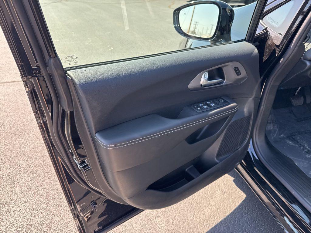 new 2026 Chrysler Pacifica car, priced at $50,405