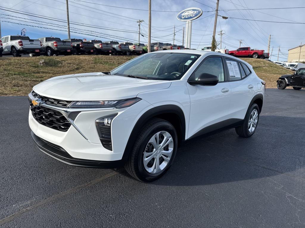 used 2025 Chevrolet Trax car, priced at $20,724