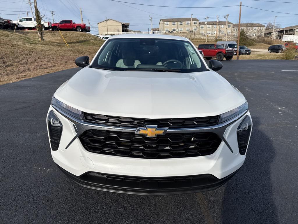 used 2025 Chevrolet Trax car, priced at $20,724