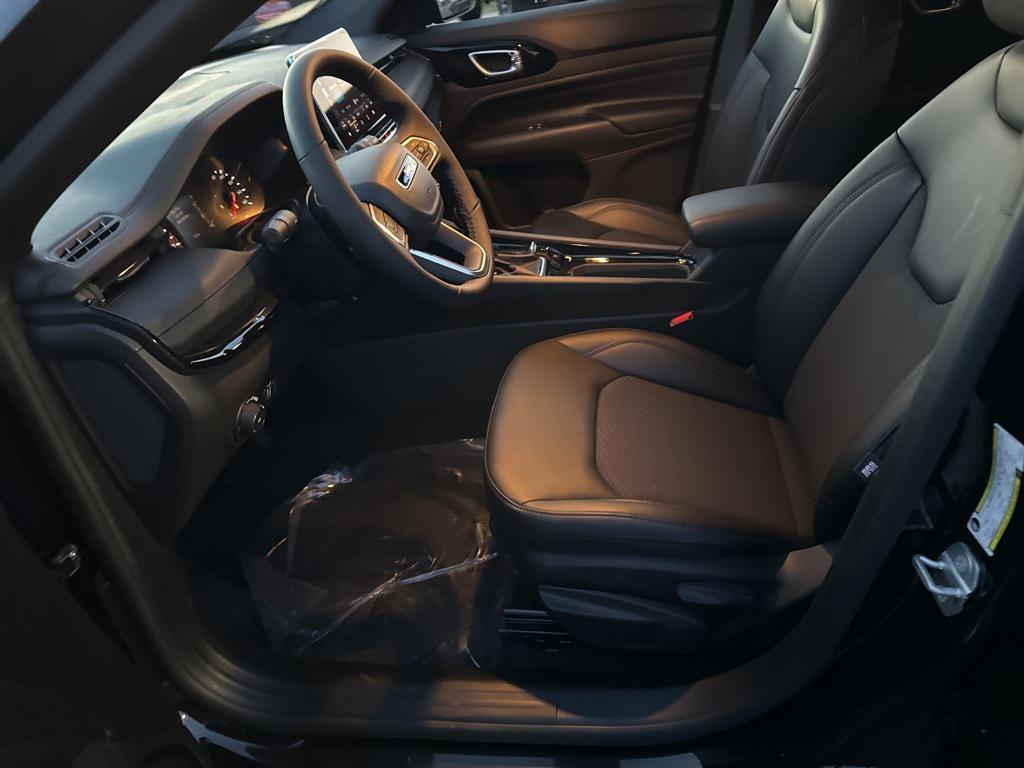 new 2026 Jeep Compass car, priced at $31,221