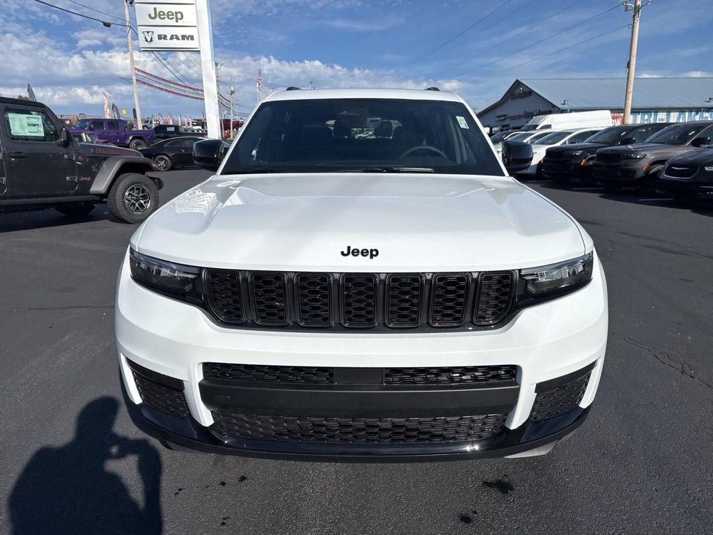 new 2025 Jeep Grand Cherokee L car, priced at $47,719