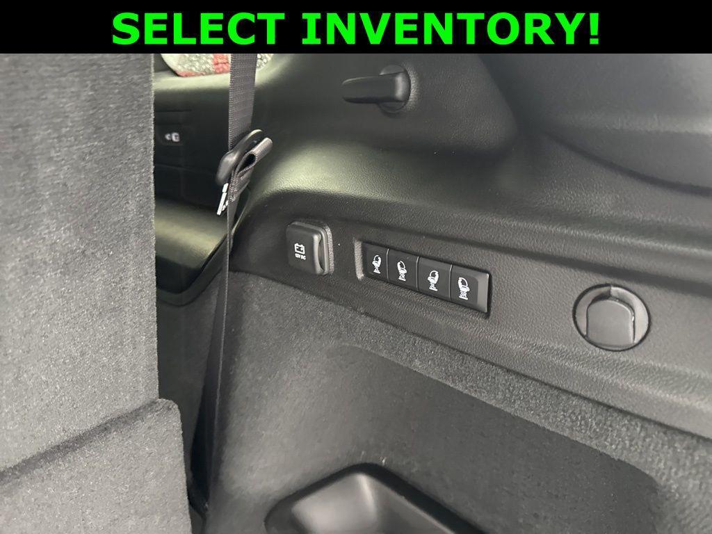 new 2025 Jeep Grand Cherokee L car, priced at $65,771