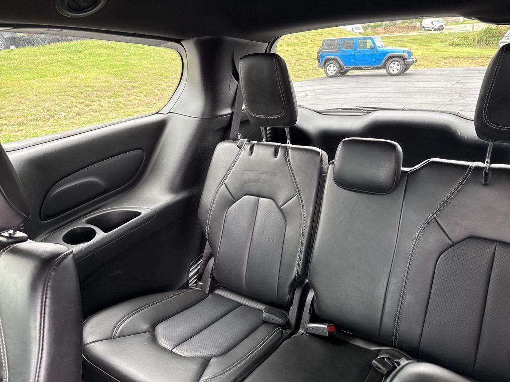 used 2025 Chrysler Pacifica car, priced at $29,494