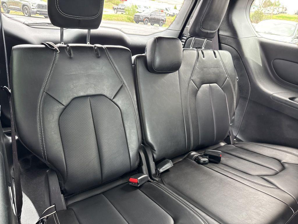 used 2025 Chrysler Pacifica car, priced at $29,494
