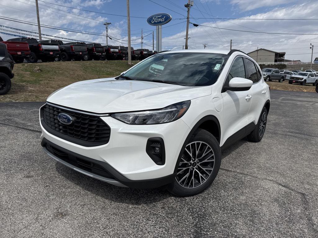 new 2025 Ford Escape PHEV car, priced at $37,016