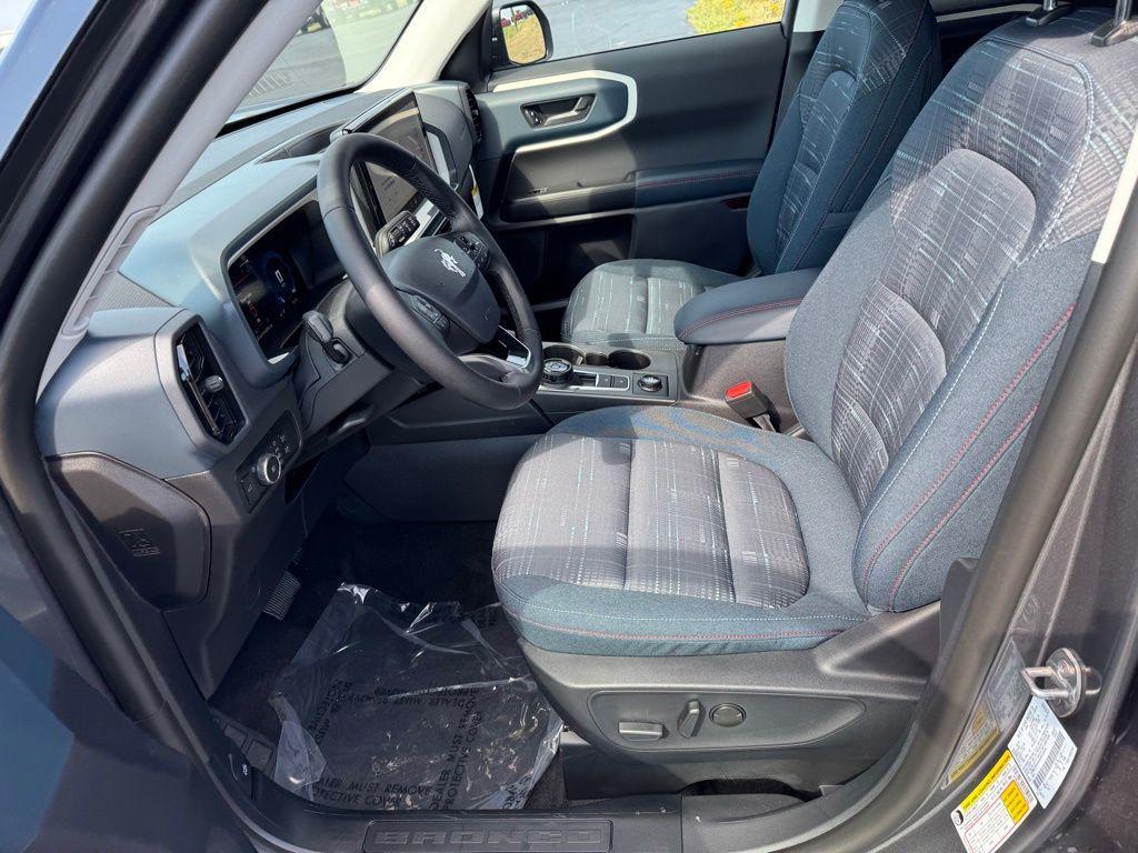 new 2025 Ford Bronco Sport car, priced at $36,880