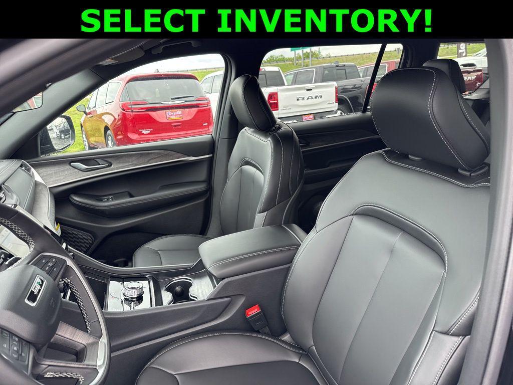 new 2025 Jeep Grand Cherokee L car, priced at $48,896