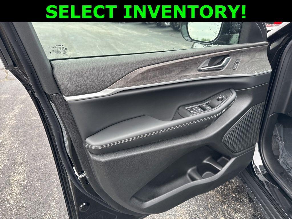 new 2025 Jeep Grand Cherokee L car, priced at $48,896