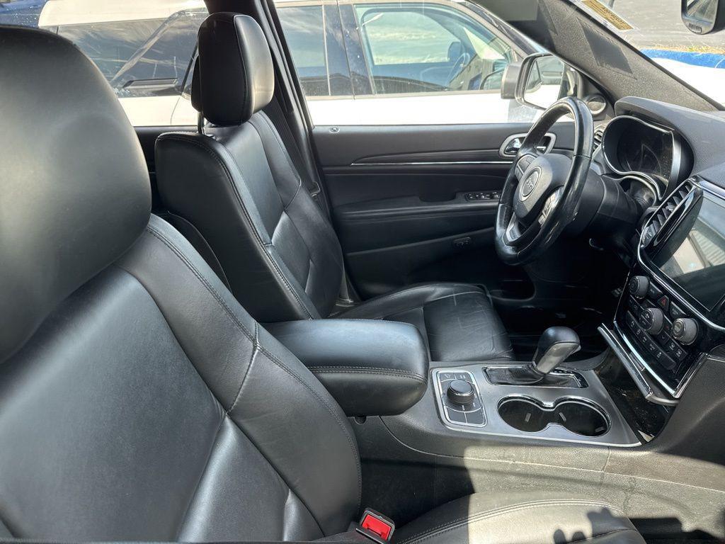 used 2020 Jeep Grand Cherokee car, priced at $18,400