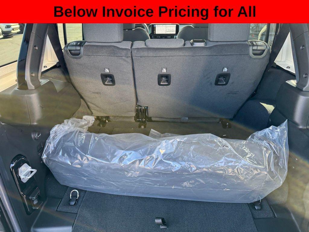 new 2026 Jeep Wrangler car, priced at $49,911