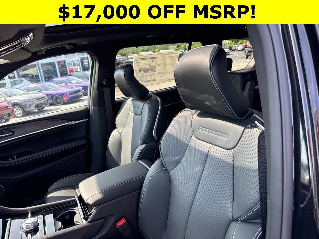 new 2024 Jeep Grand Cherokee L car, priced at $58,159