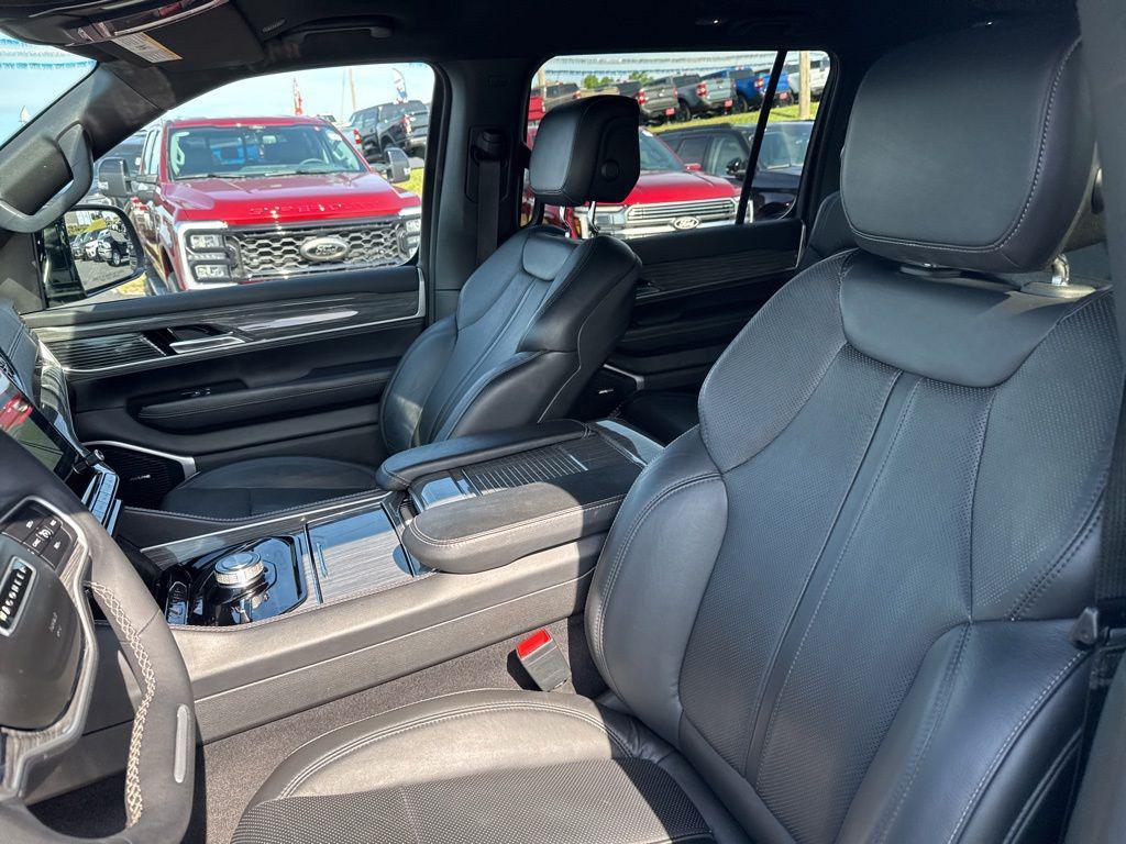 used 2022 Jeep Wagoneer car, priced at $36,087