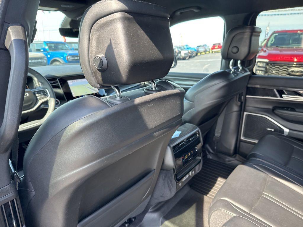 used 2022 Jeep Wagoneer car, priced at $36,087
