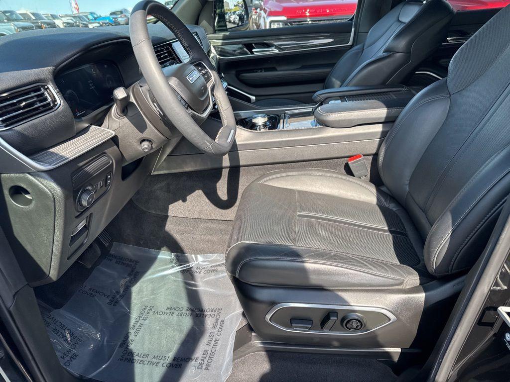 used 2022 Jeep Wagoneer car, priced at $36,087