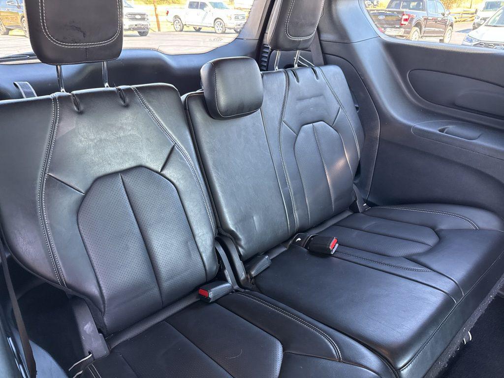 used 2025 Chrysler Pacifica car, priced at $30,339