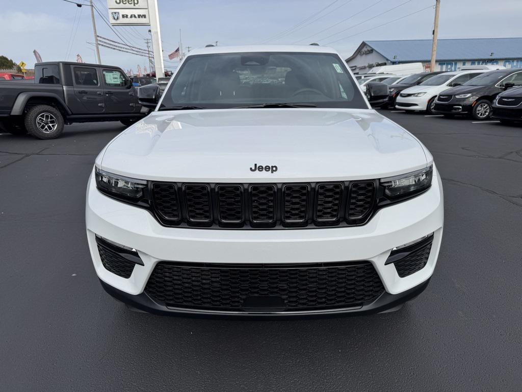new 2025 Jeep Grand Cherokee car, priced at $45,419