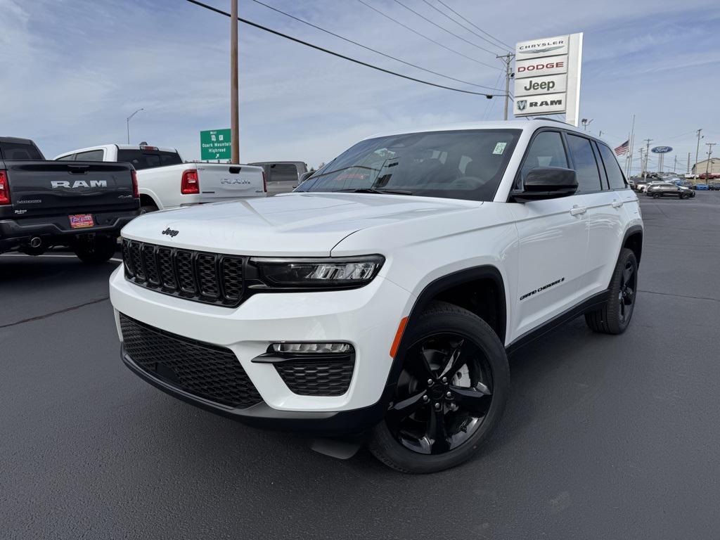 new 2025 Jeep Grand Cherokee car, priced at $45,419
