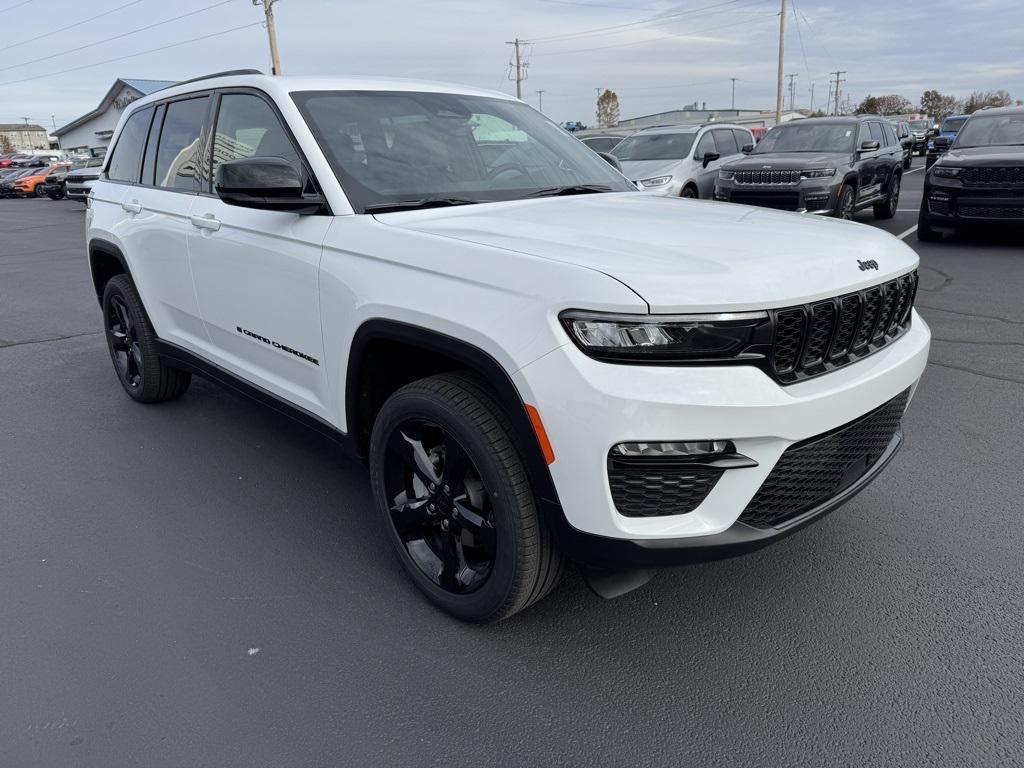 new 2025 Jeep Grand Cherokee car, priced at $45,419