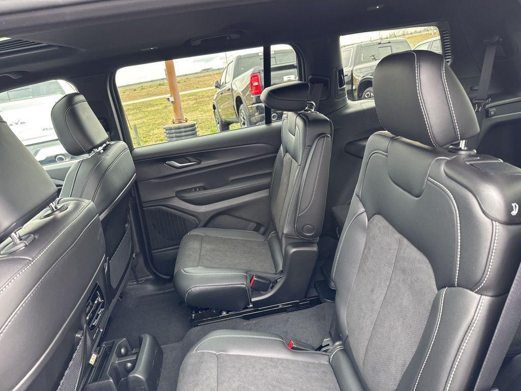 used 2025 Jeep Grand Cherokee L car, priced at $40,433