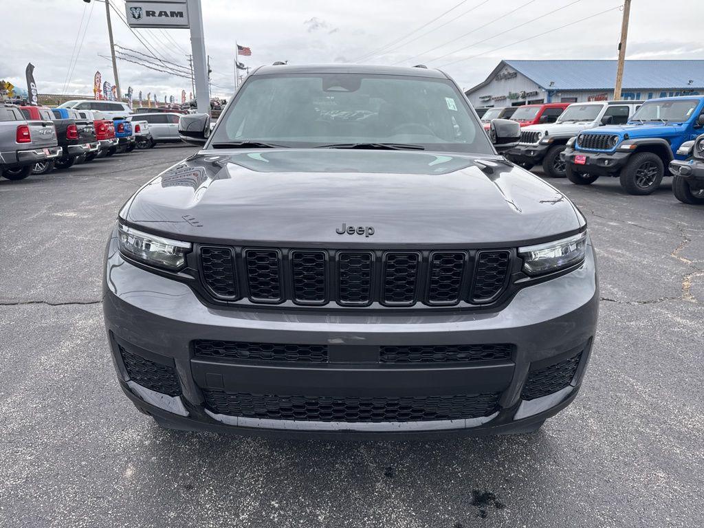 used 2025 Jeep Grand Cherokee L car, priced at $40,433