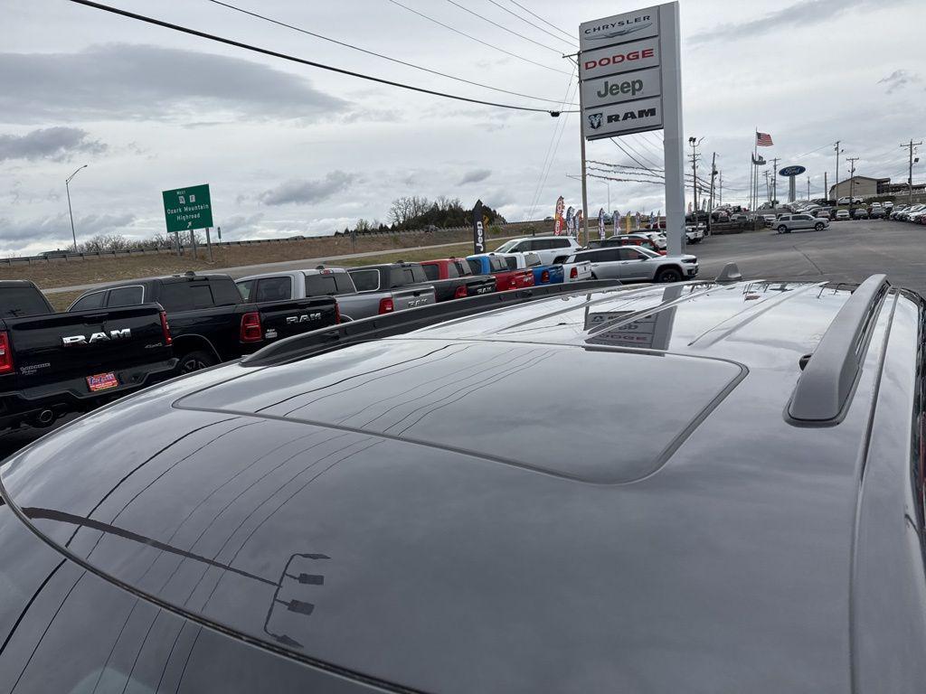 used 2025 Jeep Grand Cherokee L car, priced at $40,433