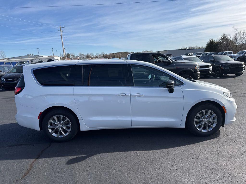 new 2026 Chrysler Pacifica car, priced at $51,455