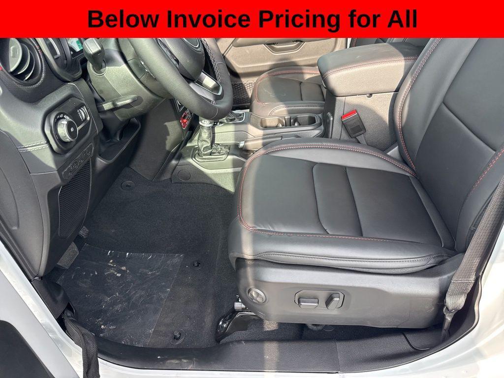 new 2026 Jeep Wrangler car, priced at $57,498