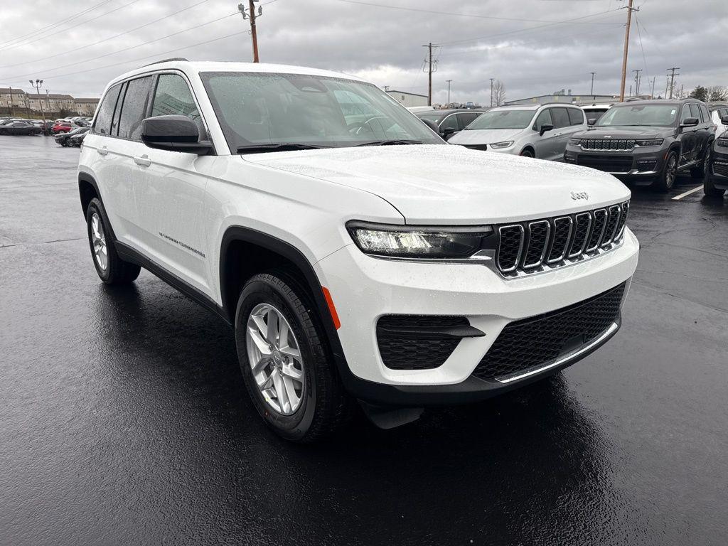 new 2025 Jeep Grand Cherokee car, priced at $41,775
