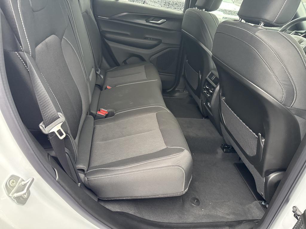 new 2025 Jeep Grand Cherokee car, priced at $38,522