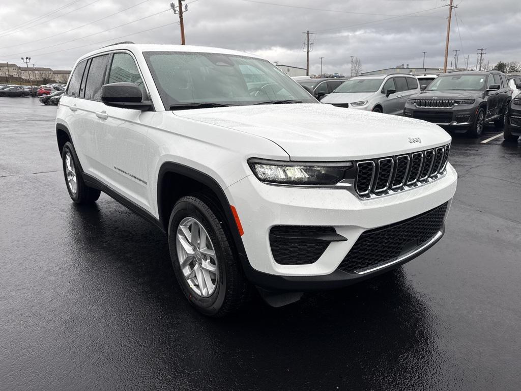 new 2025 Jeep Grand Cherokee car, priced at $38,522