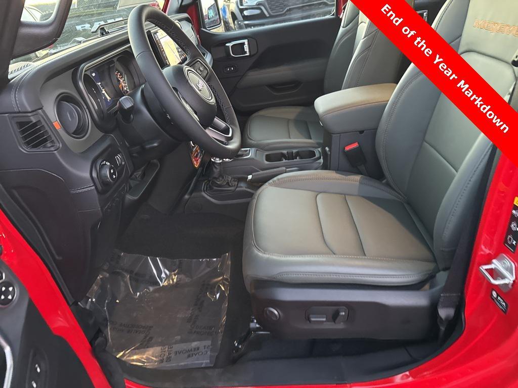 new 2026 Jeep Gladiator car, priced at $60,485