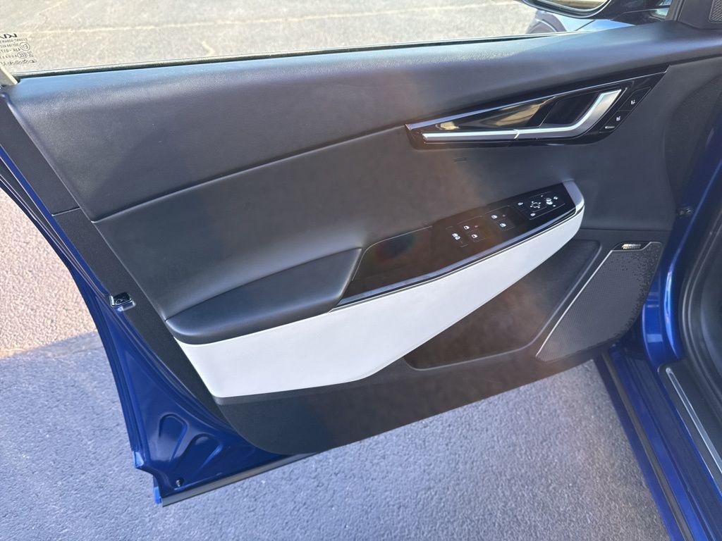 used 2023 Kia EV6 car, priced at $28,649
