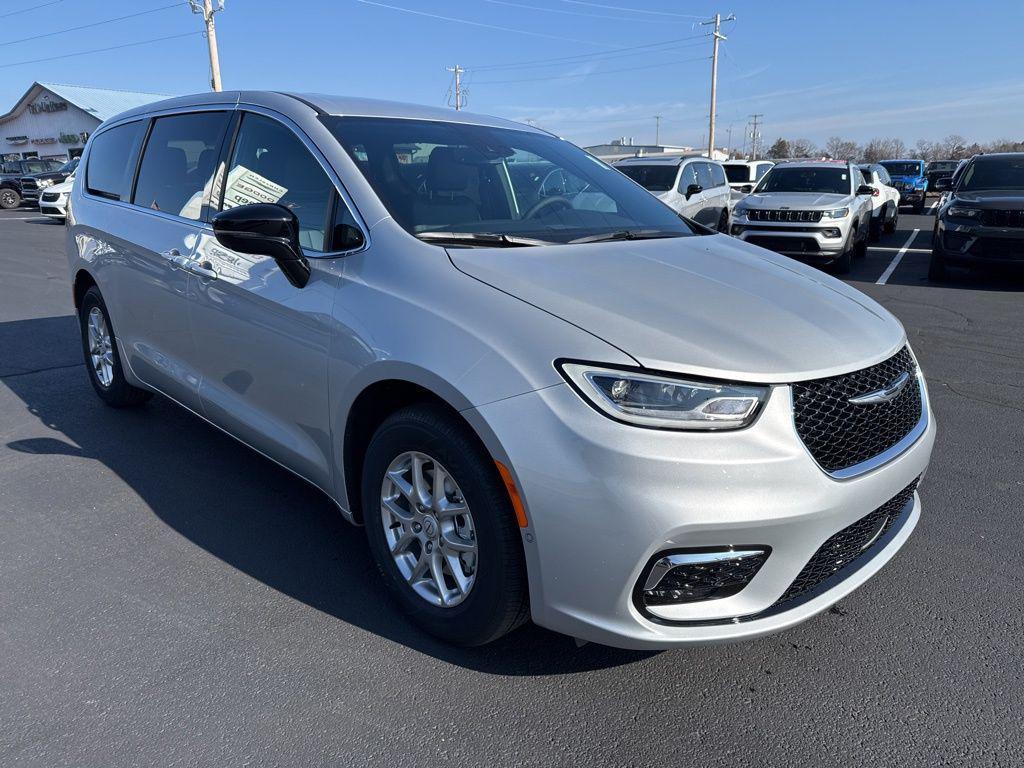 new 2026 Chrysler Pacifica car, priced at $43,496