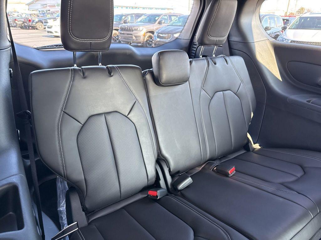 new 2026 Chrysler Pacifica car, priced at $43,496