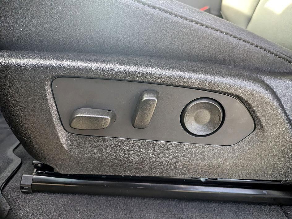 new 2026 Chevrolet Colorado car, priced at $44,029