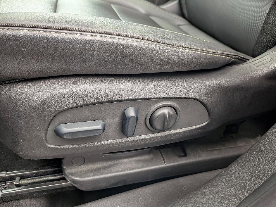 used 2023 Chevrolet TrailBlazer car, priced at $21,459