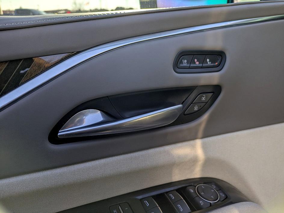 used 2023 Cadillac Escalade car, priced at $60,998