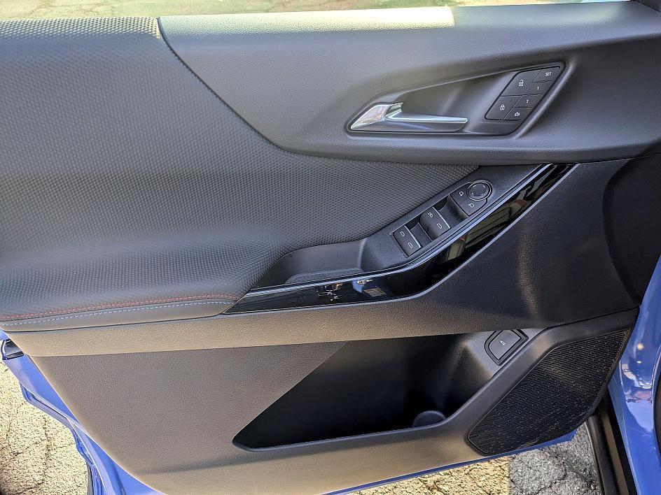 new 2026 Chevrolet Equinox car, priced at $32,144