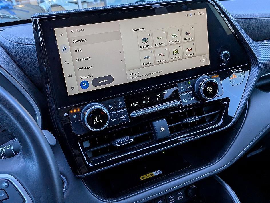 used 2024 Toyota Highlander car, priced at $37,932