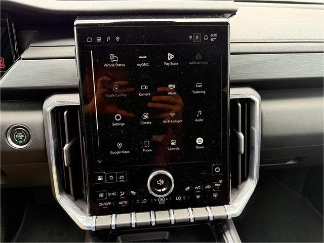 used 2025 GMC Acadia car, priced at $34,285