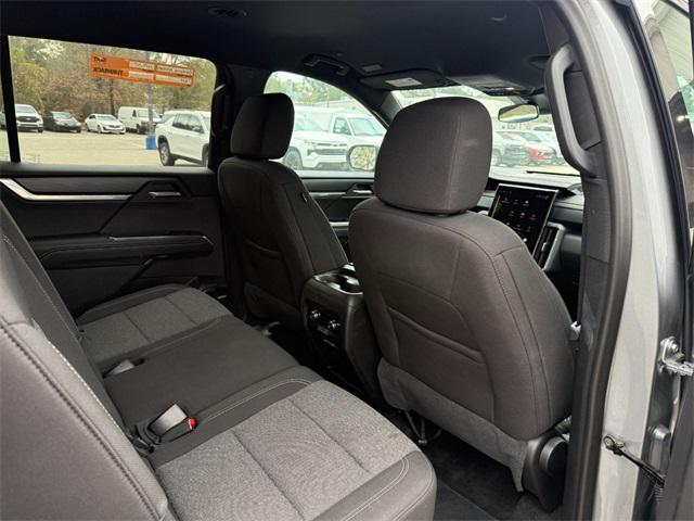 used 2025 GMC Acadia car, priced at $34,285