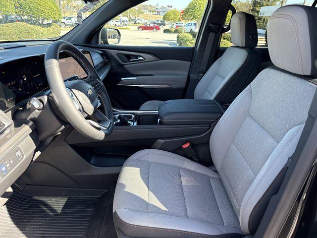 new 2026 Chevrolet Traverse car, priced at $42,766