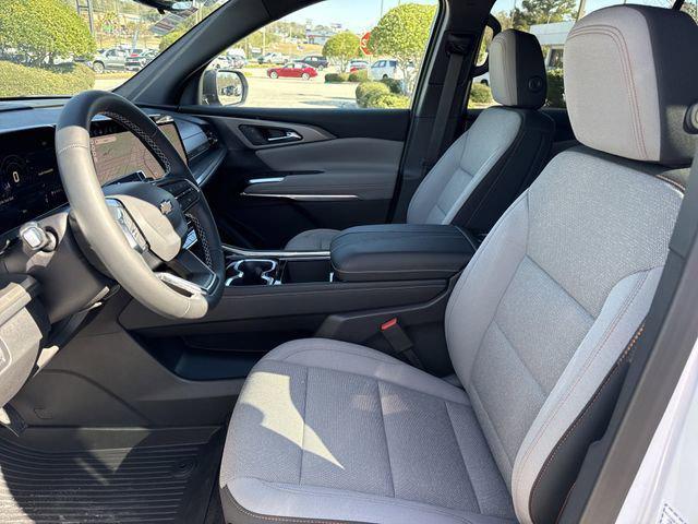 new 2026 Chevrolet Traverse car, priced at $42,766