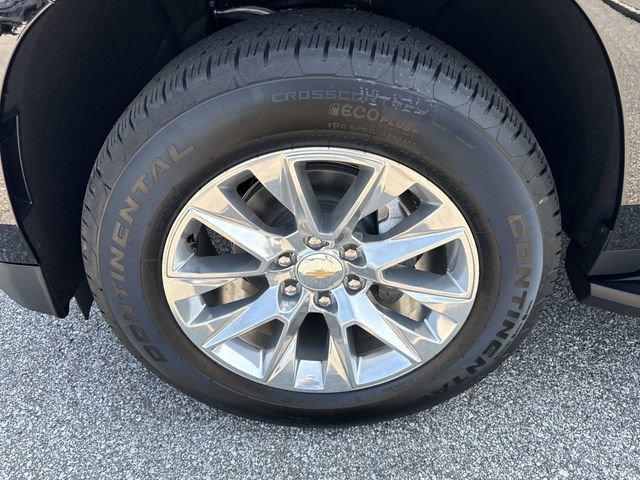 new 2025 Chevrolet Suburban car, priced at $74,195