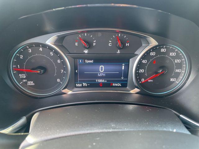 used 2023 Chevrolet Equinox car, priced at $27,900