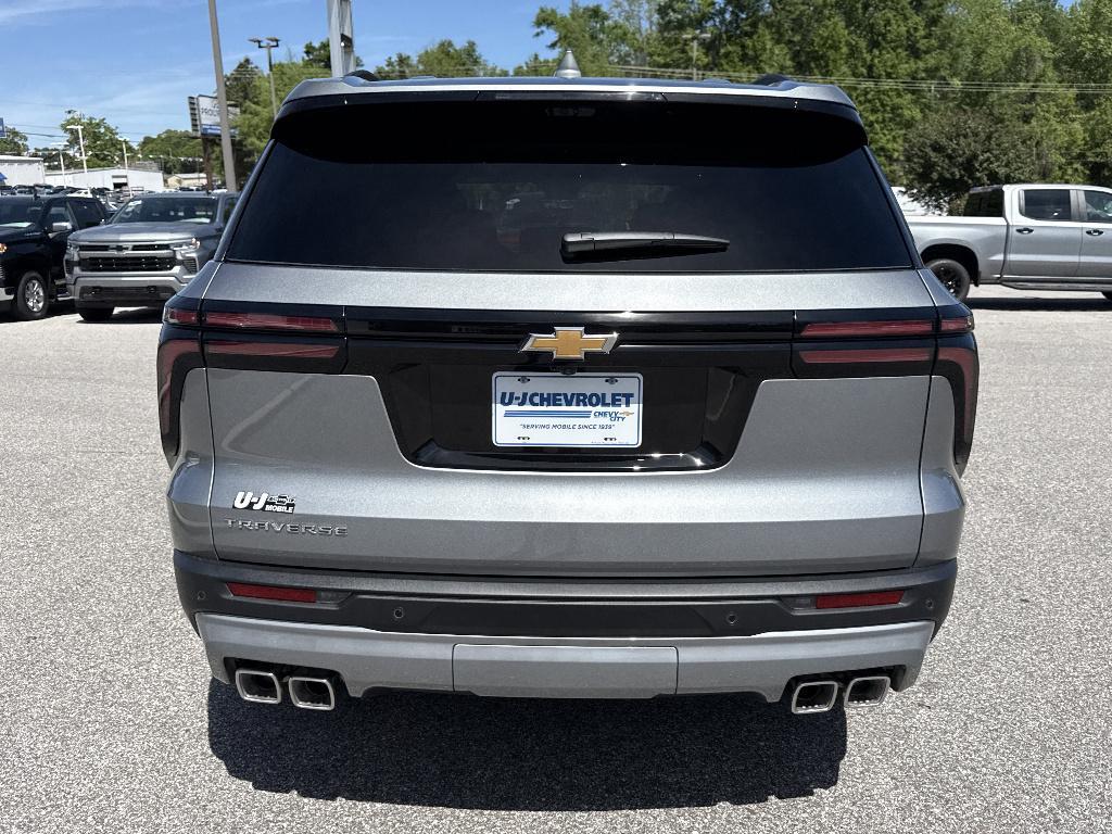 new 2026 Chevrolet Traverse car, priced at $40,976