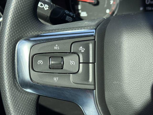 new 2025 Chevrolet Blazer car, priced at $35,065